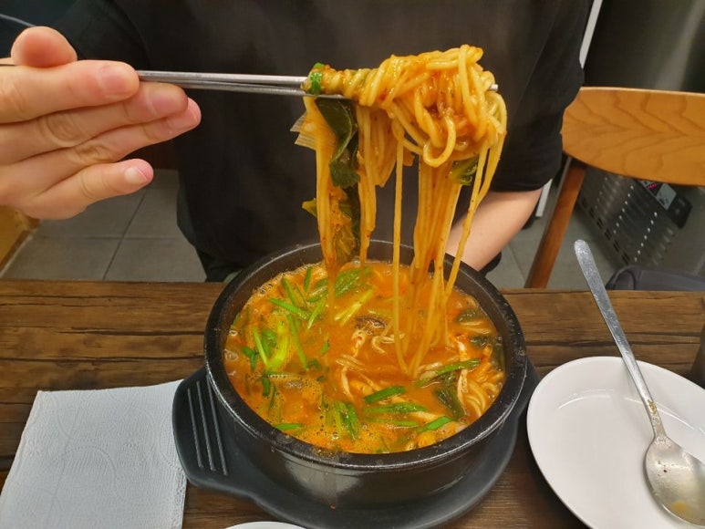동묘국수 이미지