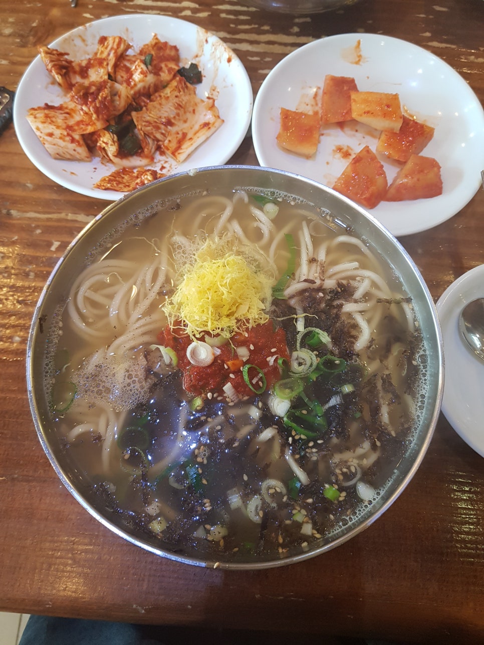 도란칼국수 이미지
