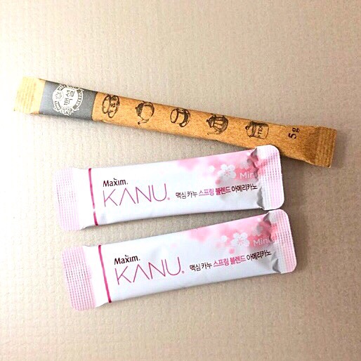꽃잎다방 이미지