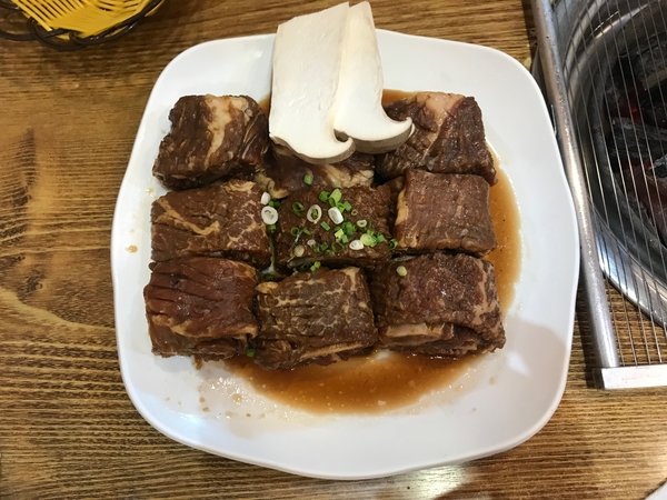 바우석쇠구이 이미지