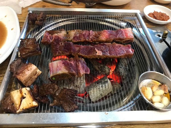 바우석쇠구이 이미지