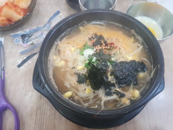 콩나물국밥 이미지