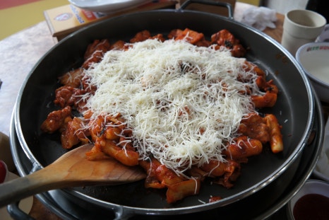 중화호반닭갈비막국수 이미지