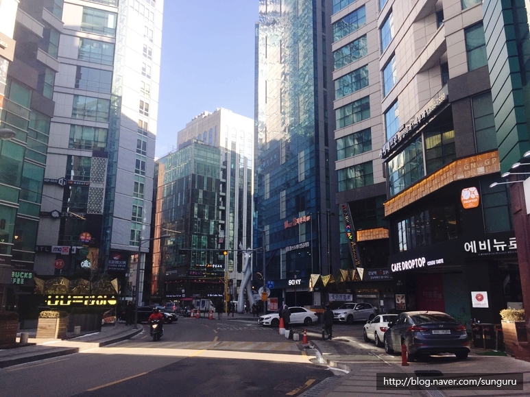 강남가판점 이미지