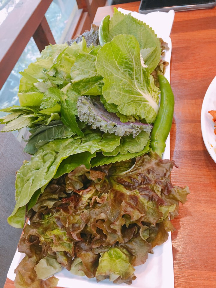 우렁찬쌈밥추어탕 이미지