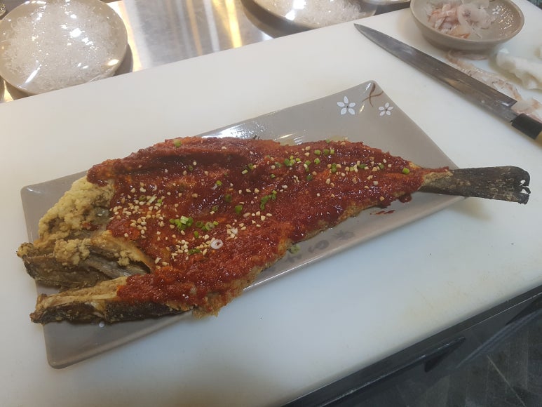 어사출또율량점 이미지