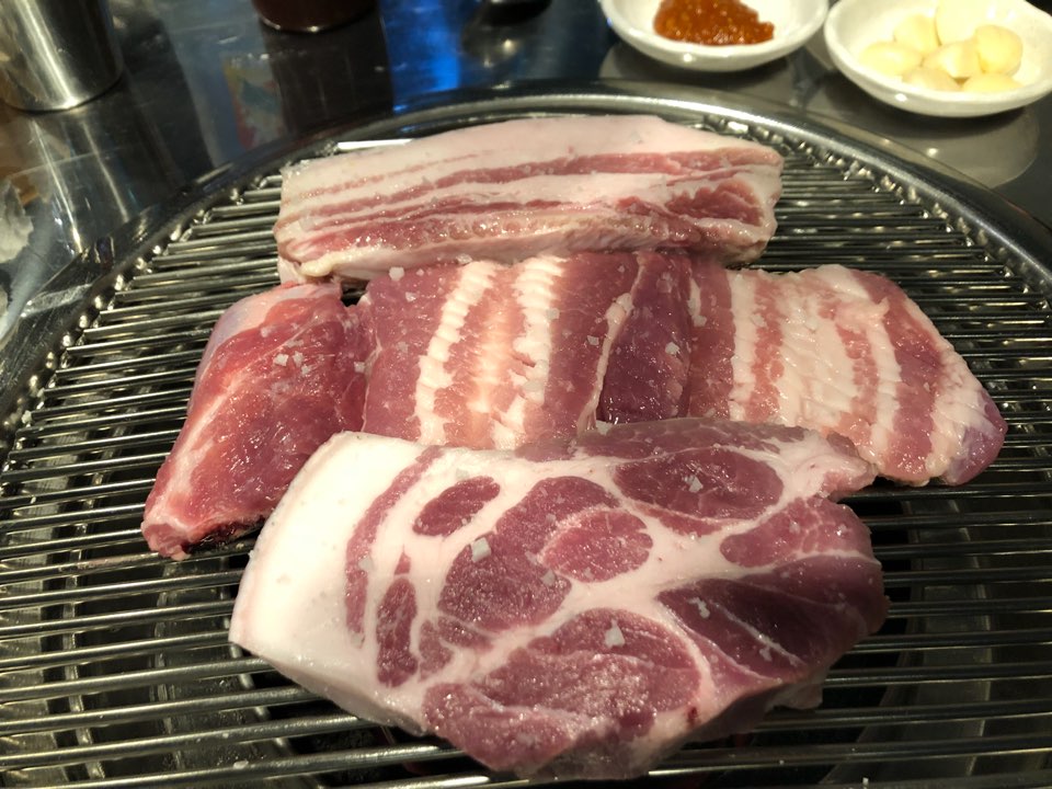 흑돈사 이미지