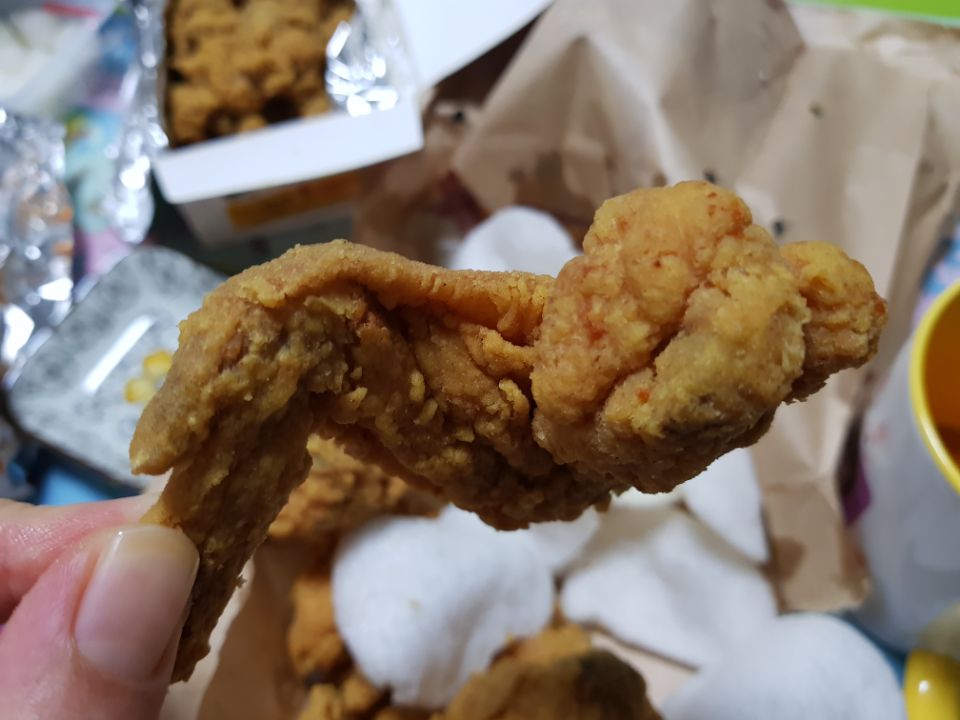 쌀통닭 이미지