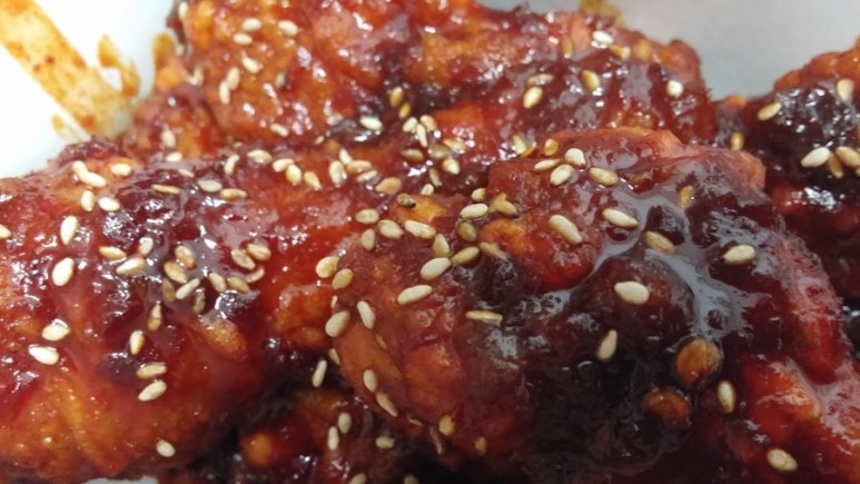 땡초치킨 이미지