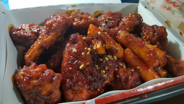 땡초치킨 이미지