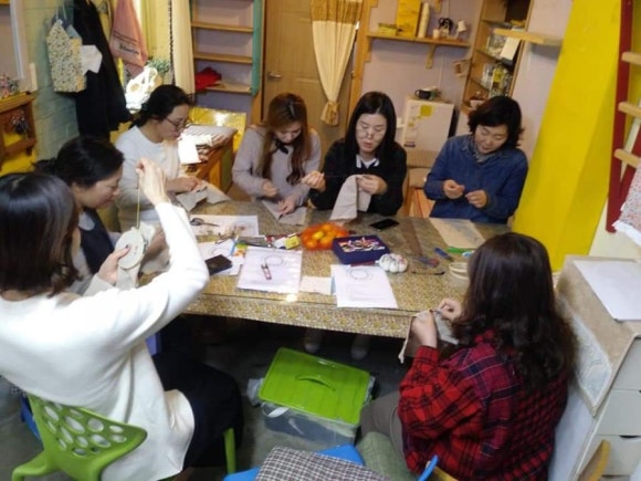 수다장이 공방 이미지