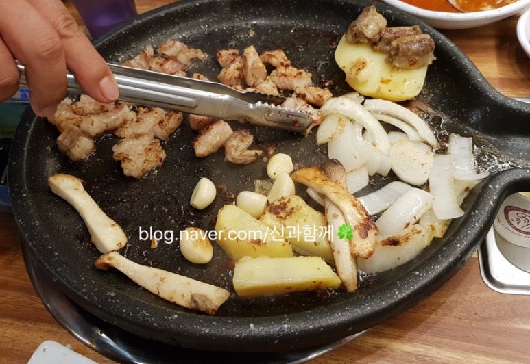 돌고래양곱창 이미지