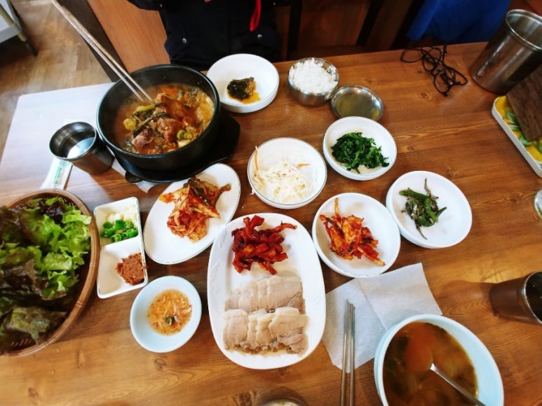 늘봄뼈해장국 이미지