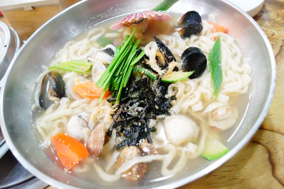 가야칼국수 이미지