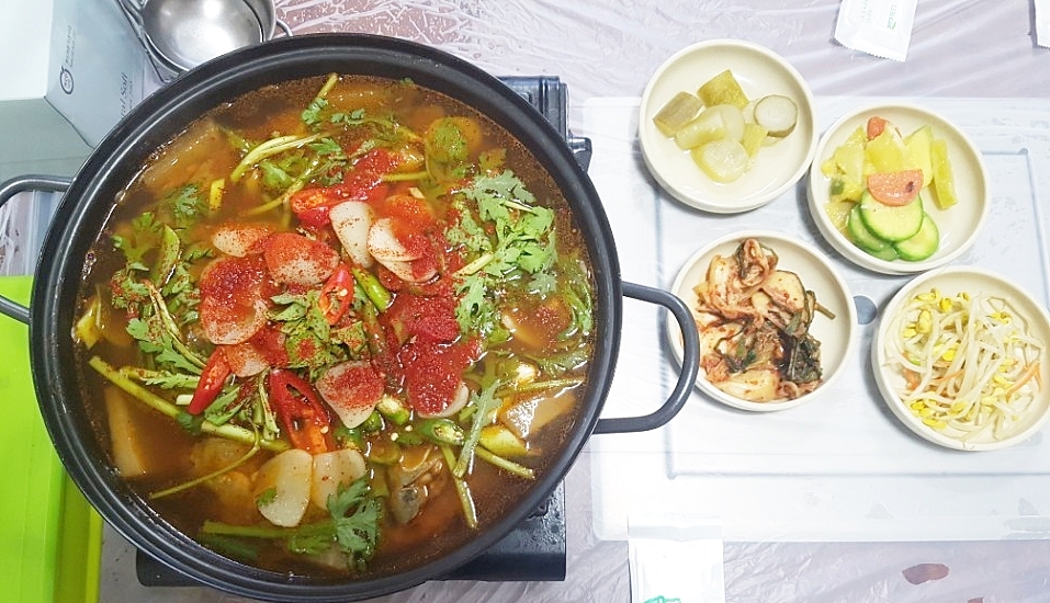 민물매운탕 이미지