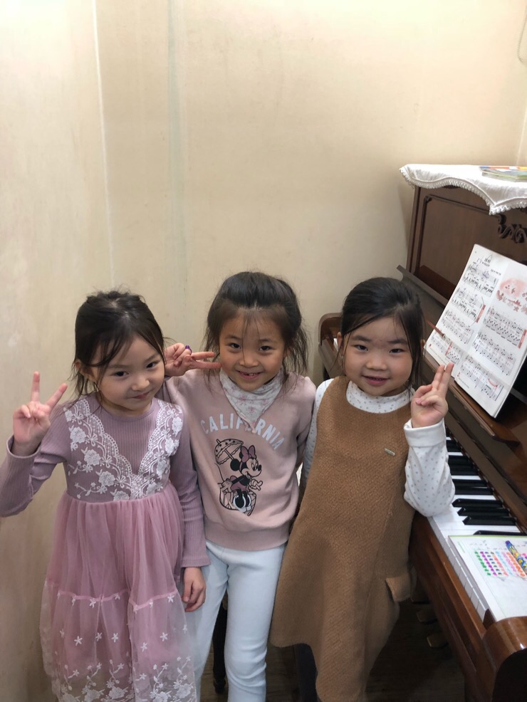 아마데우스악기 이미지
