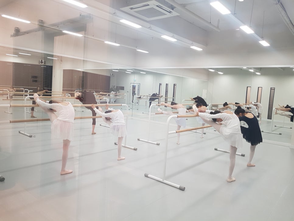 이화발레리쎄발레전문학원 이미지