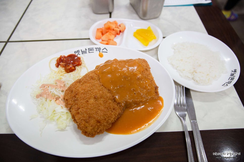 옛날돈까스집 이미지