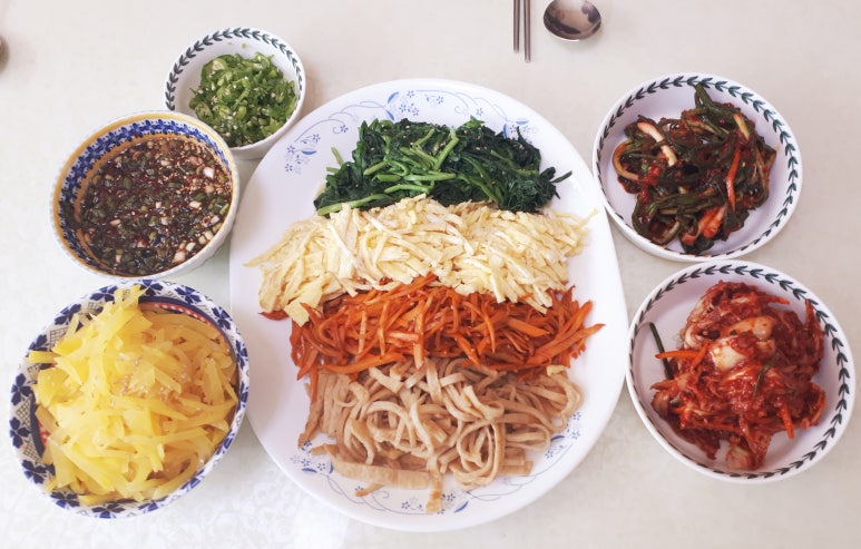 차린국수 이미지