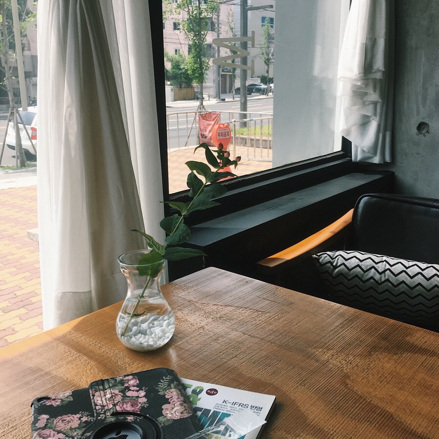 커피89도씨 이미지
