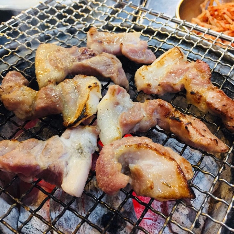 골목뒷고기 이미지