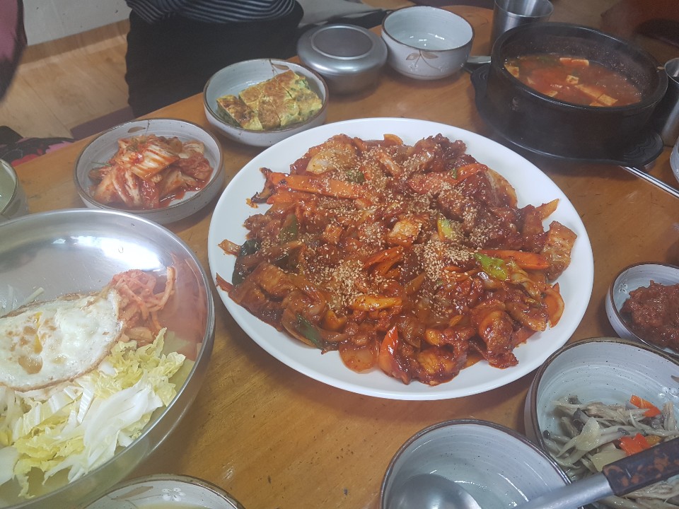 돼지가왔소 이미지