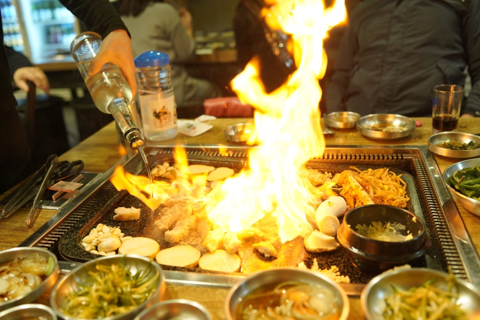 석꾼 이미지
