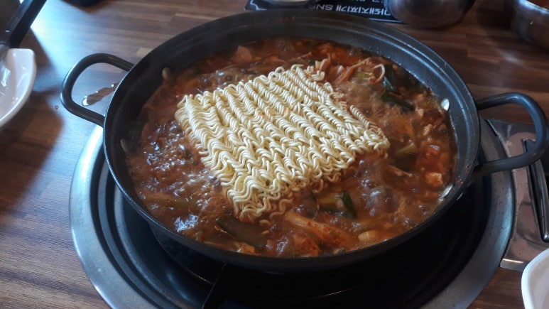 고마돼지찌개 이미지