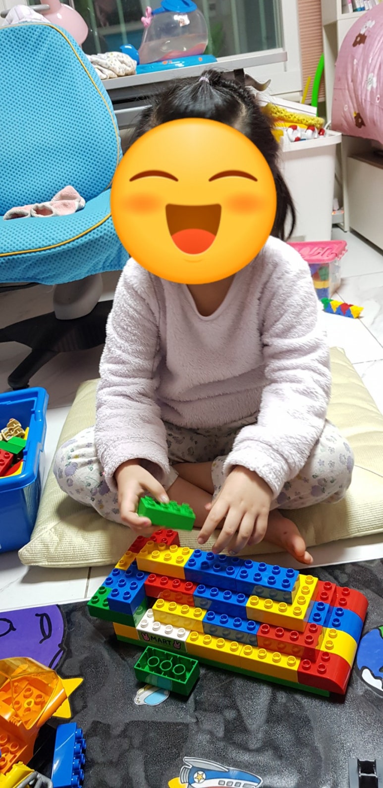 우주테크 이미지
