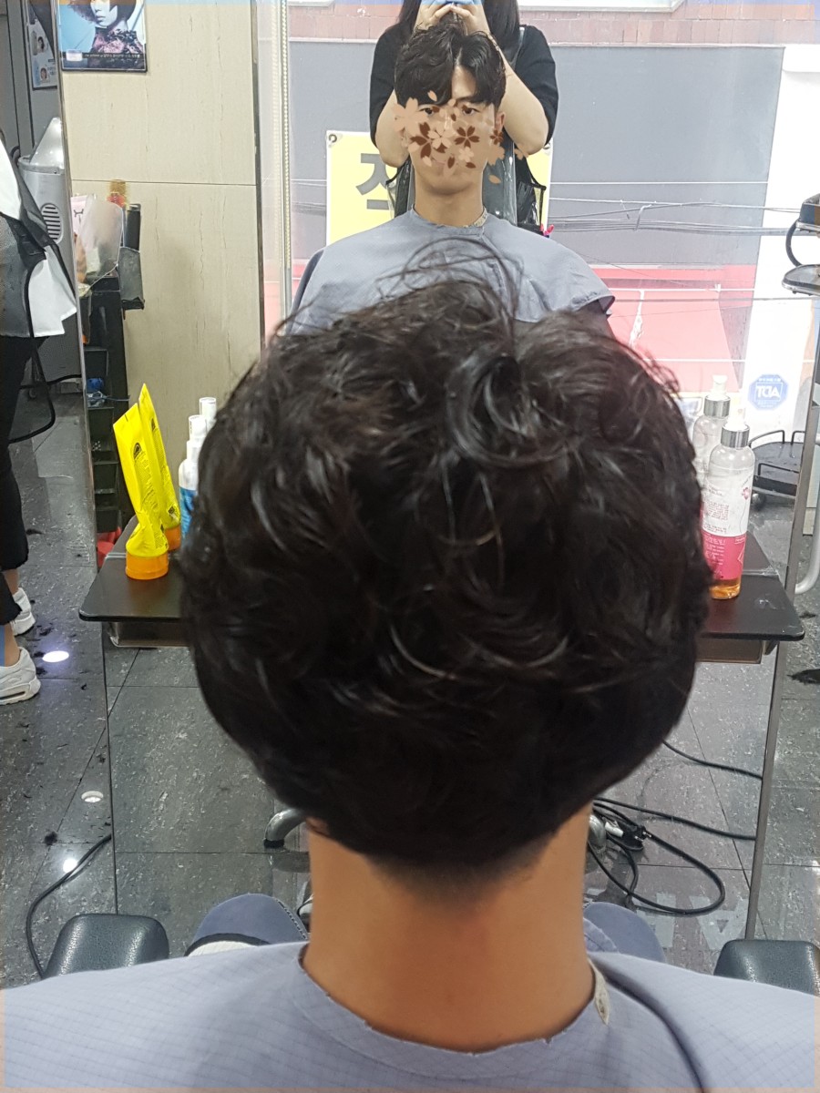 펌앤컷미용실 이미지