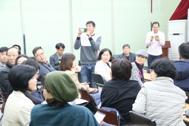 디아이커뮤니케이션 이미지