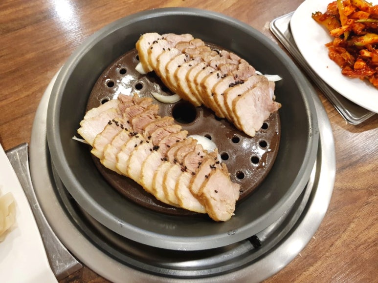 큰손칼국수.보쌈 이미지