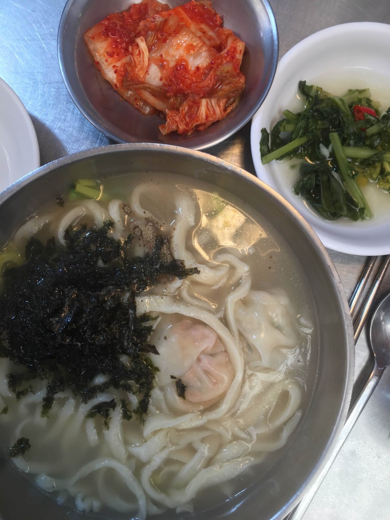 고향만두칼국수 이미지