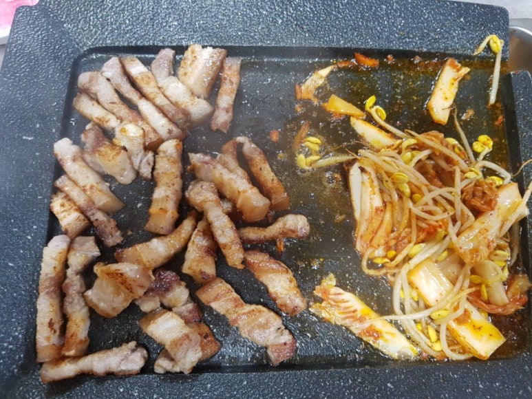 수달네생고기 이미지