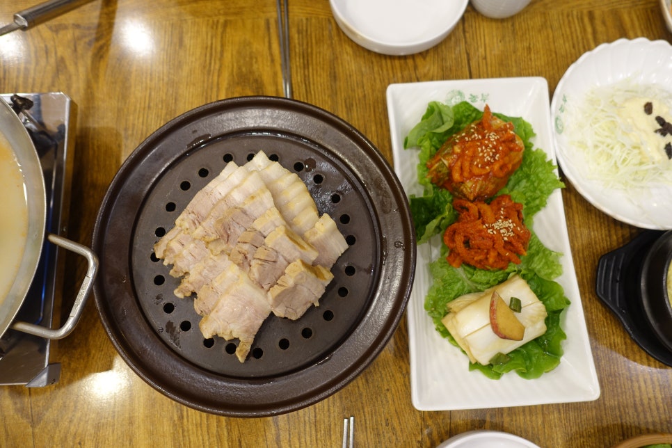 놀부보쌈앤부대찌개 이미지