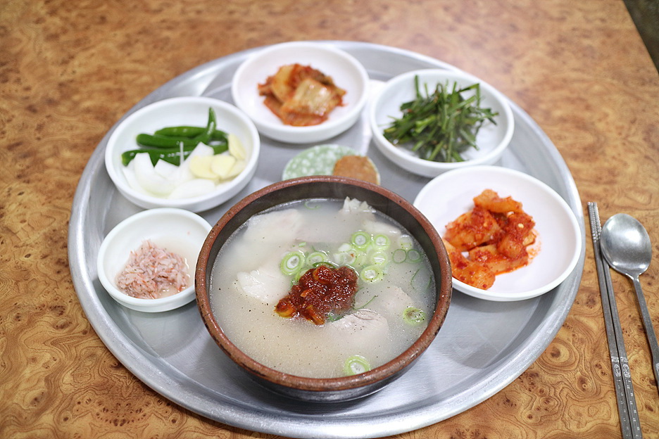 진 돼지국밥 이미지