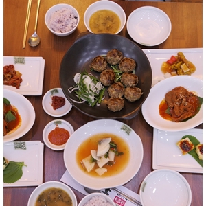 장수촌돼지숯불갈비 이미지