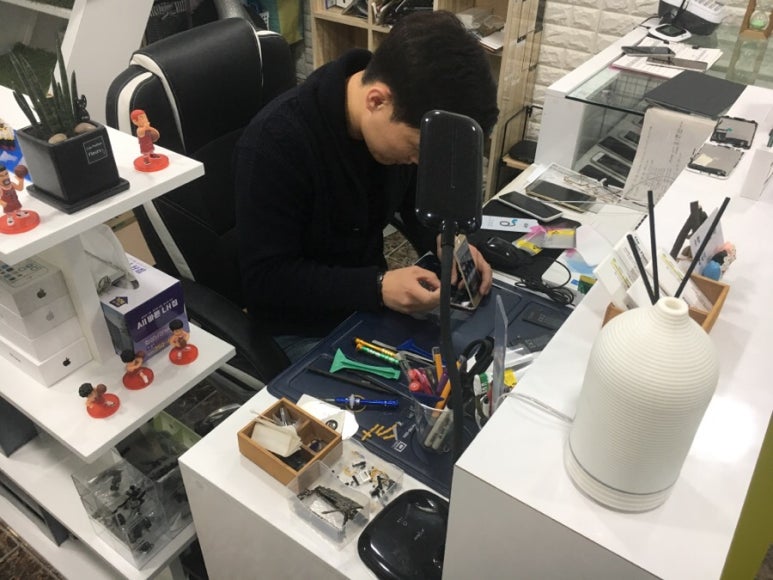 더조은폰 이미지