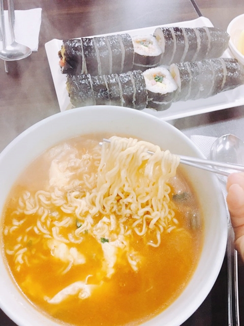 학사김밥 이미지