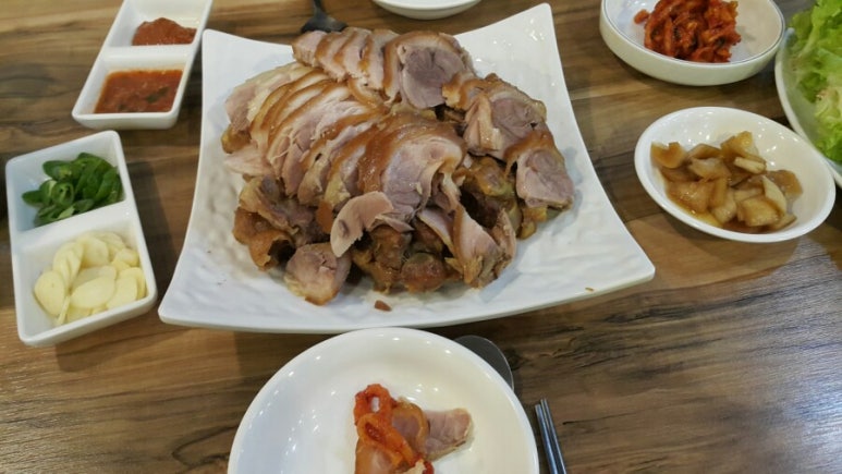 이돈왕족발 이미지