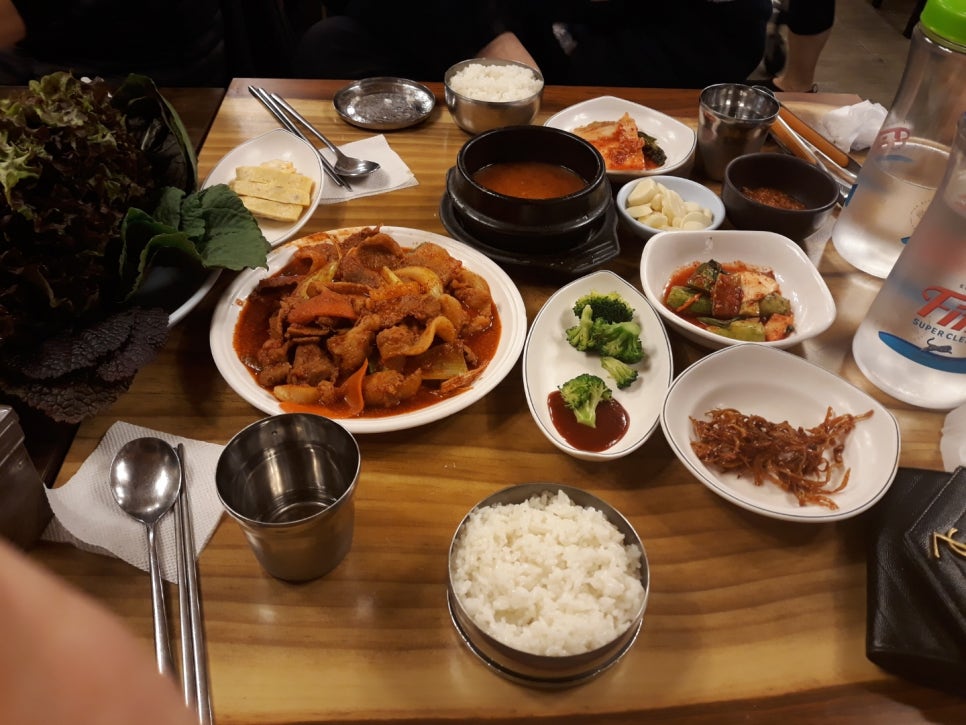 강한남자장작구이 이미지
