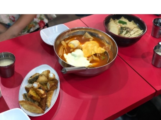 빨강떡볶이 이미지