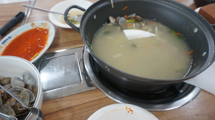 전통우리밀칼국수전문 이미지