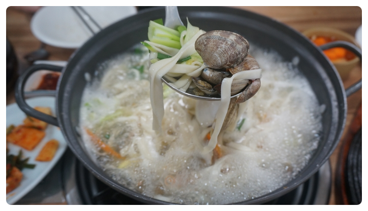 전통우리밀칼국수전문 이미지