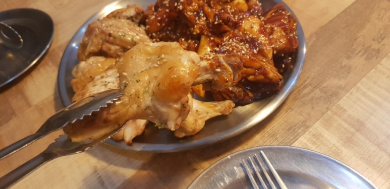 수앤치킨 이미지