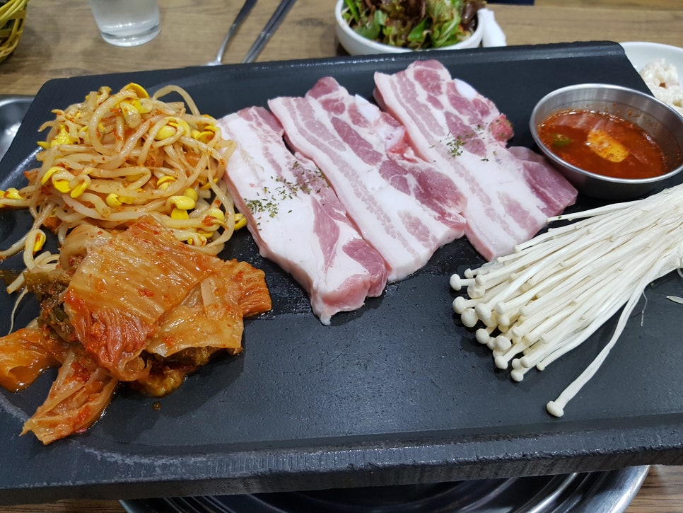 백두숯불갈비 이미지