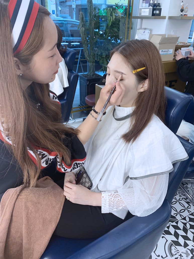 아르떼헤어메이크업 이미지