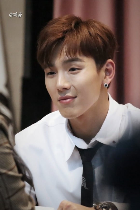 현*우 이미지