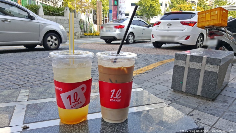더리터커피 이미지