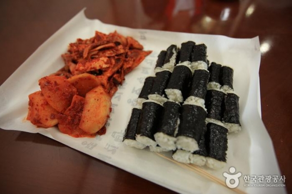 통영뱃머리충무김밥 이미지